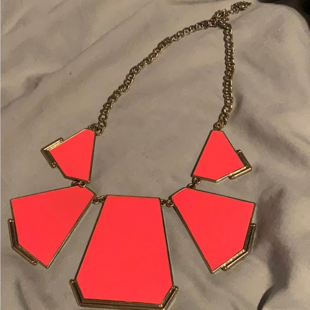 ✌🏻-donated to charity - GEOMETRIC NECKLACE ✨